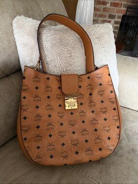 MCM Cognac Visetos Shoulder Hobo with Gold Lock